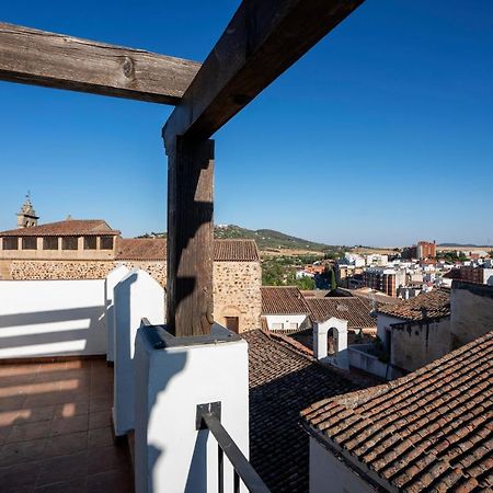 Apartamentos Caceres Historico Centro מראה חיצוני תמונה