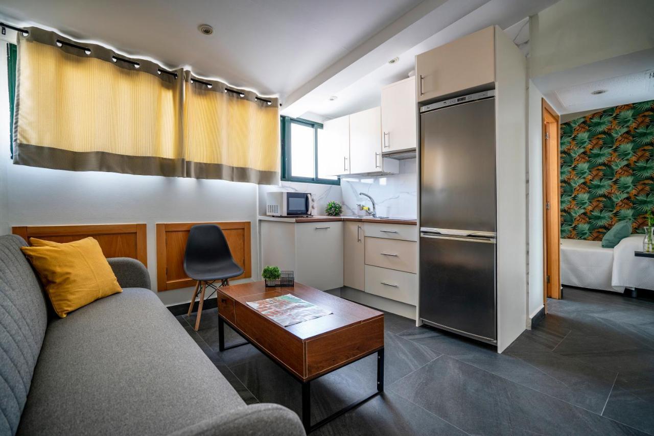 Apartamentos Caceres Historico Centro מראה חיצוני תמונה