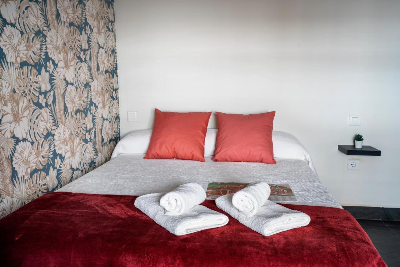 Apartamentos Caceres Historico Centro מראה חיצוני תמונה