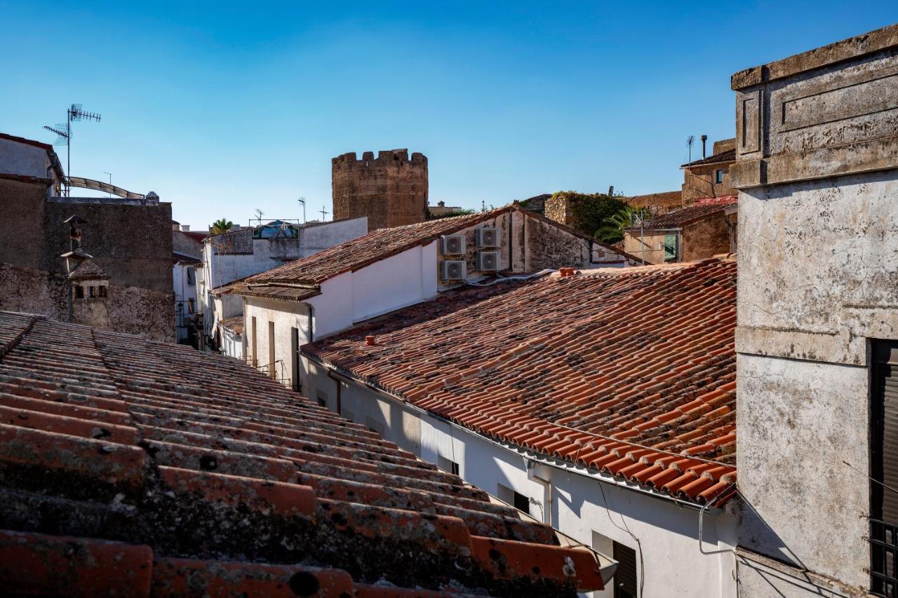 Apartamentos Caceres Historico Centro מראה חיצוני תמונה